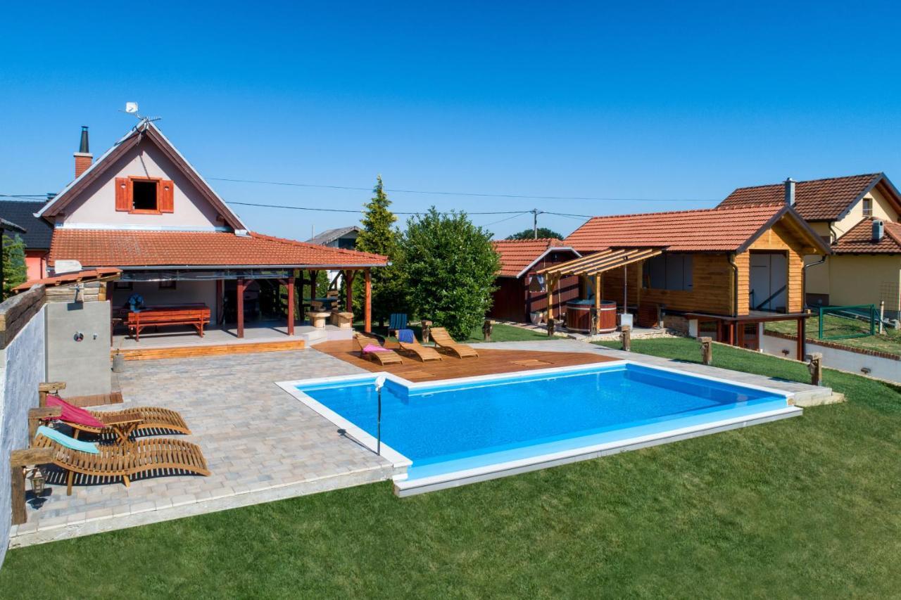 Holiday Home Dika Sveti Martin Na Muri Zewnętrze zdjęcie